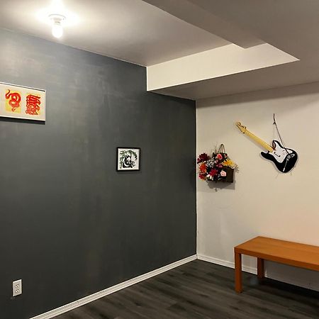 Hidden Valley New Basement Suite With Private Bathroom! YYC Exterior foto