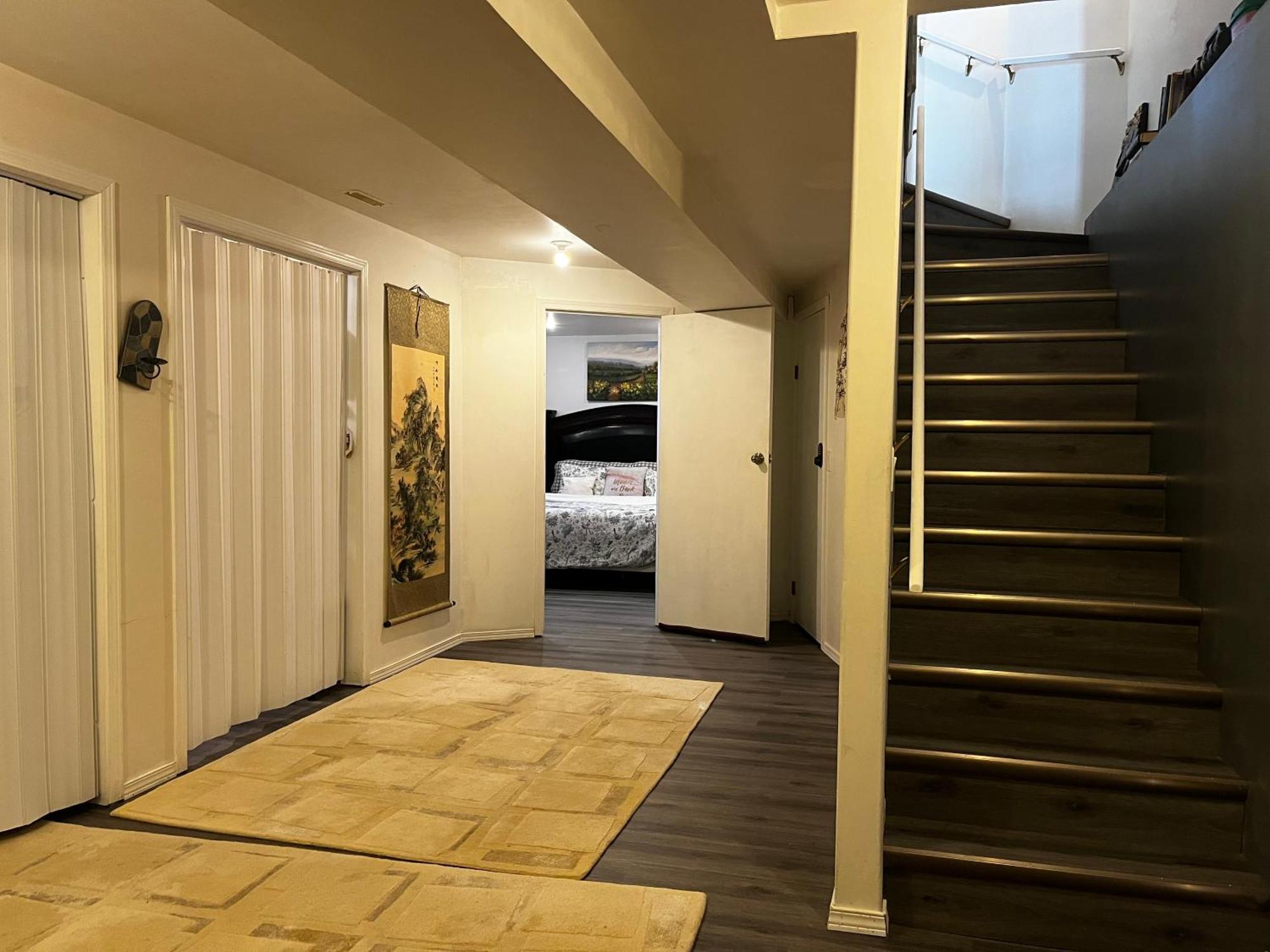 Hidden Valley New Basement Suite With Private Bathroom! YYC Exterior foto